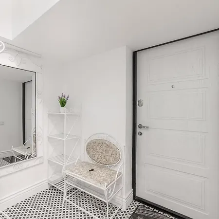 Vorontsov Lane 3-bedrooms Odesa