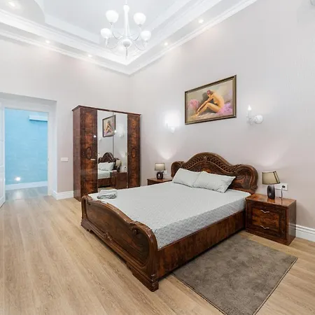 Apartment Vorontsov Lane 3-bedrooms